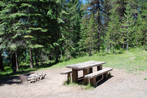 Bunker Hill Campground, Lemolo Lake, Oregon