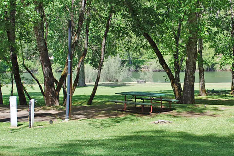 Griffin County Park Campground, Josephine County, Oregon